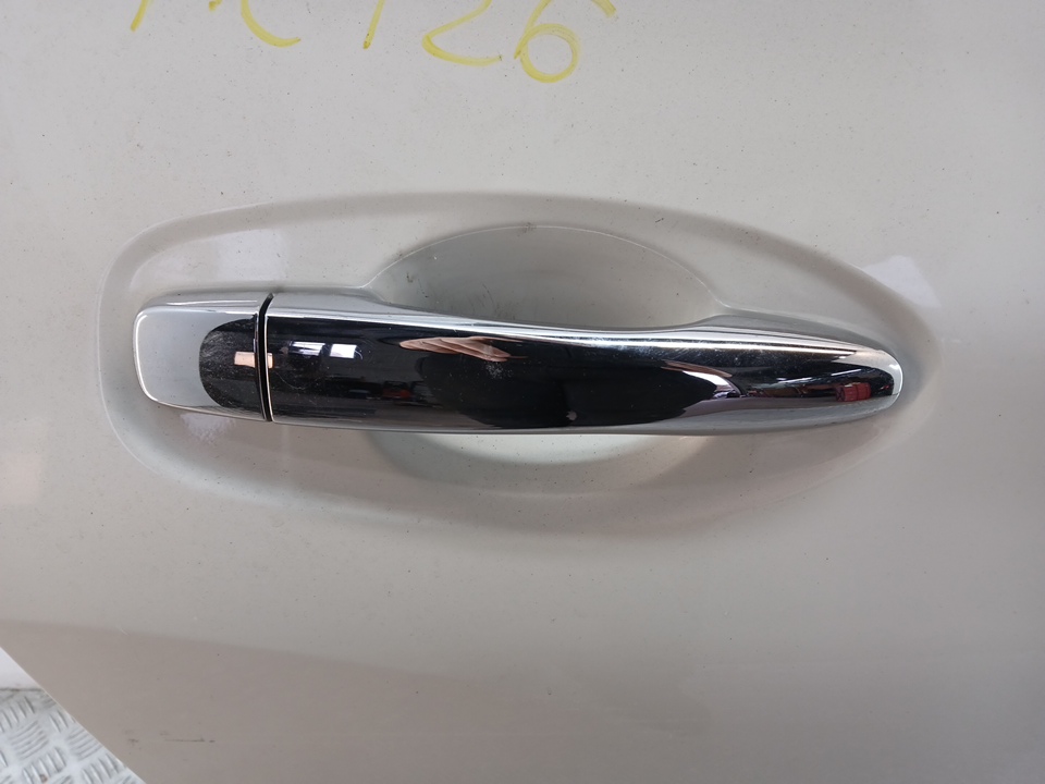 Ручка двери задней наружная правая