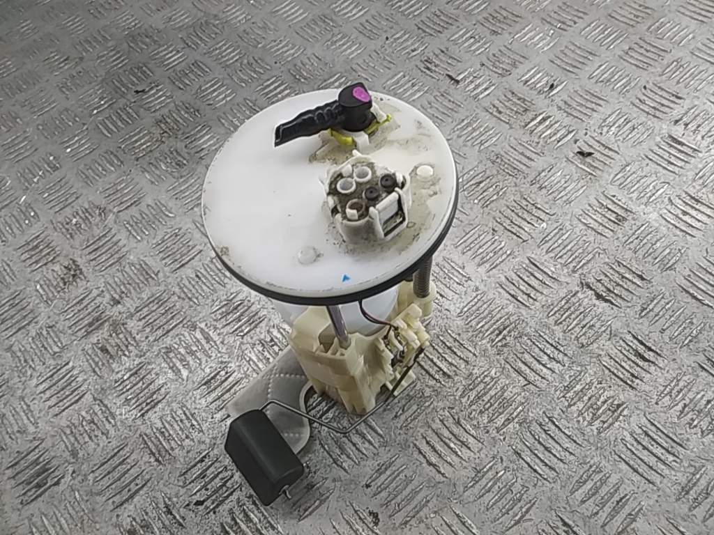 Насос топливный электрический