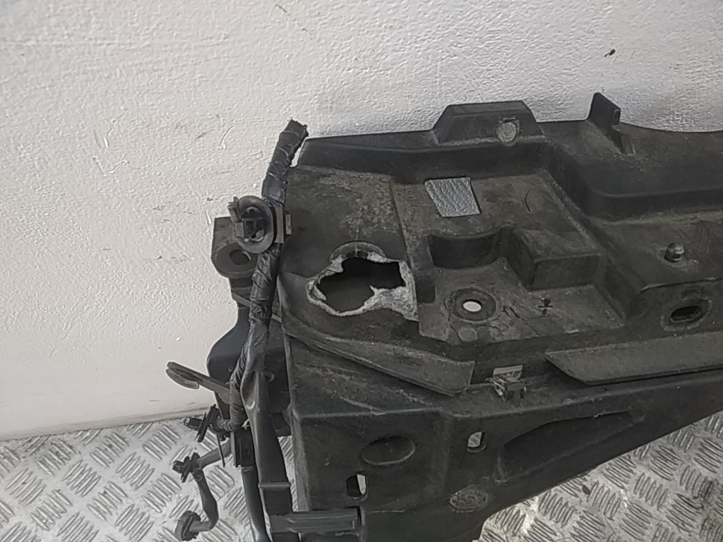 Панель передняя (телевизор)