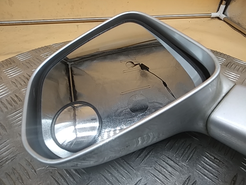 Зеркало левое электрическое