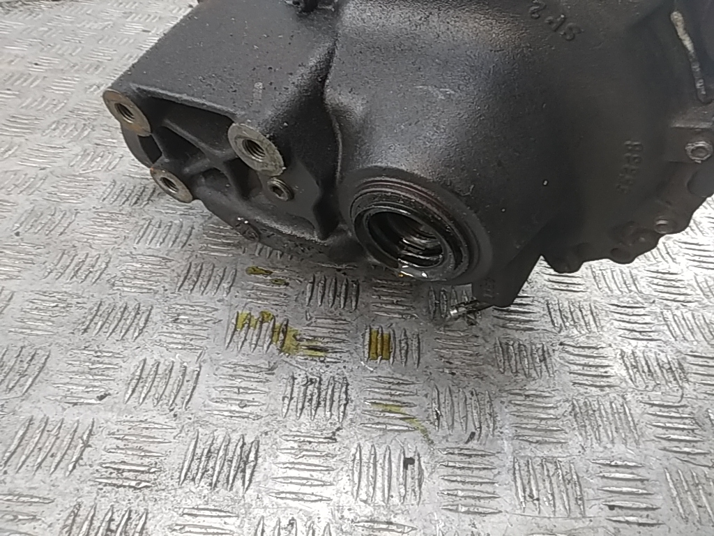 Редуктор переднего моста