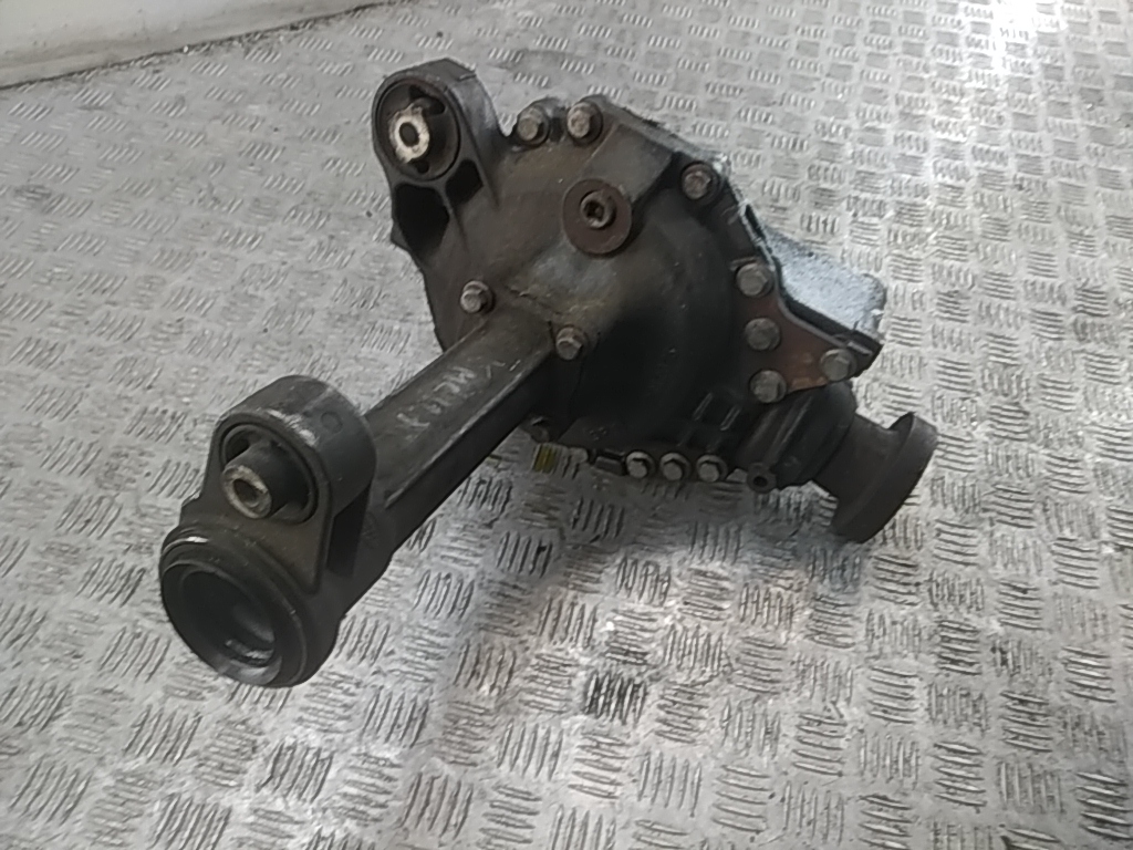 Редуктор переднего моста