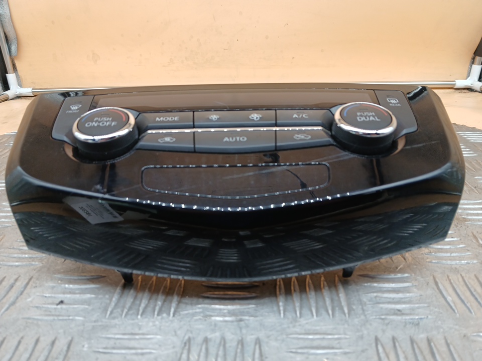 Блок управления климатической установкой