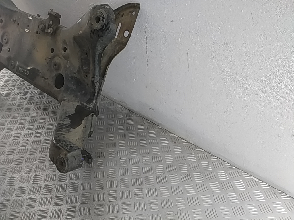 Балка подмоторная