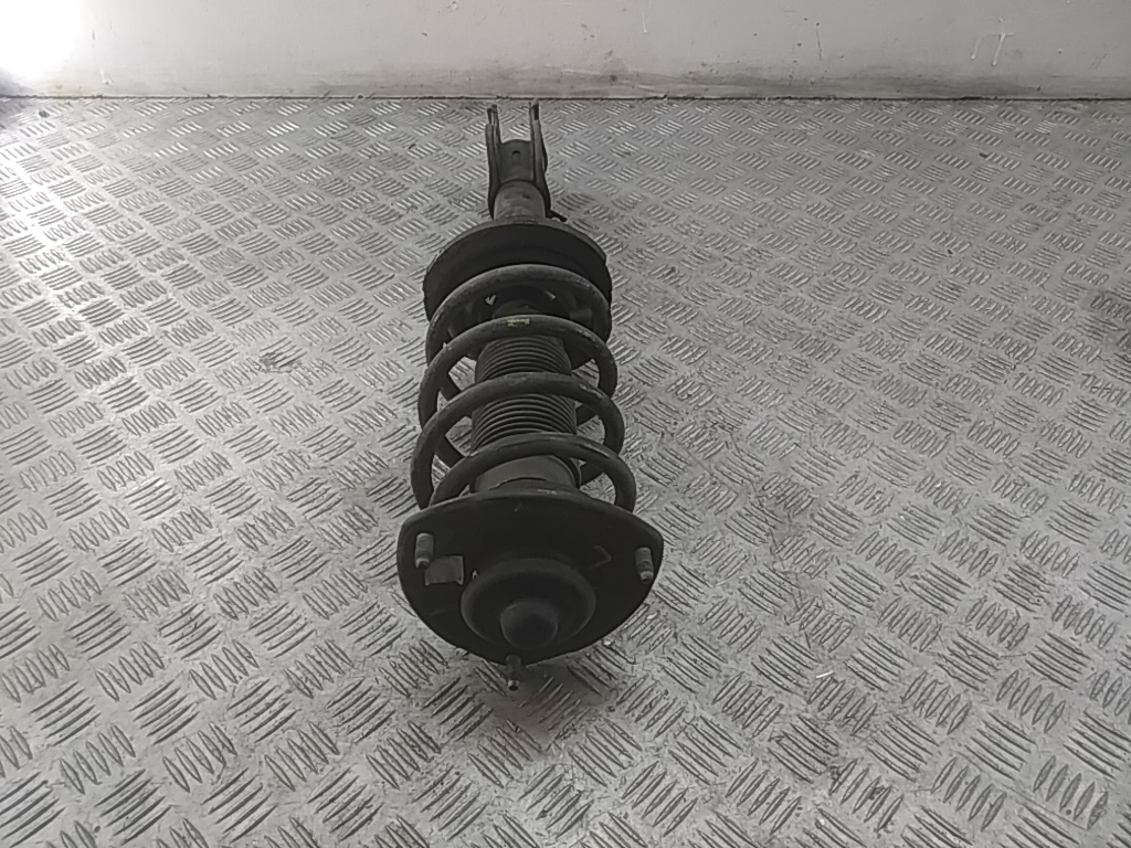 Амортизатор передний правый