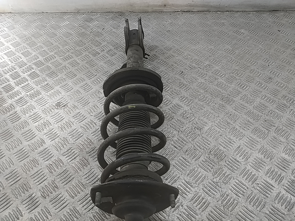 Амортизатор передний правый