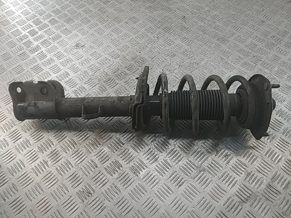 Амортизатор передний правый