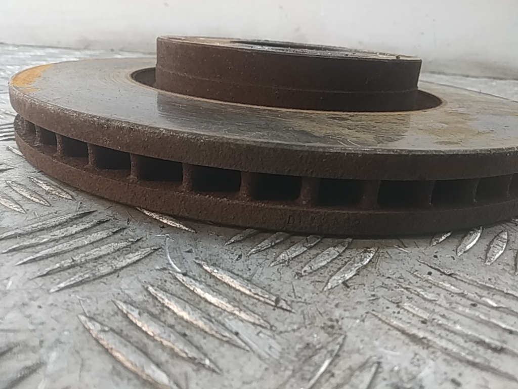 Диск тормозной передний вентилируемый