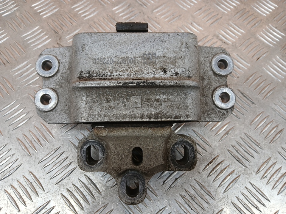 Опора двигателя