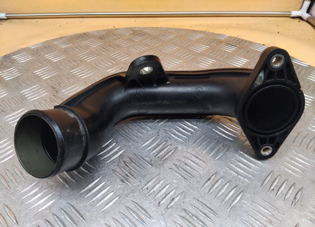 Патрубок интеркулера