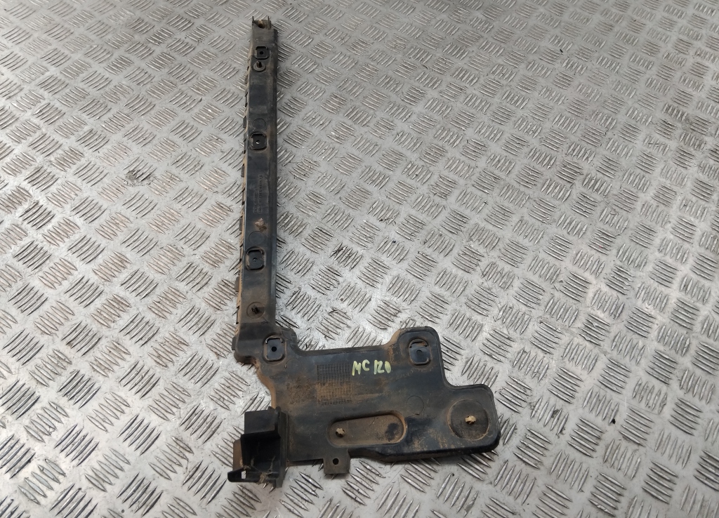 Кронштейн заднего бампера левый