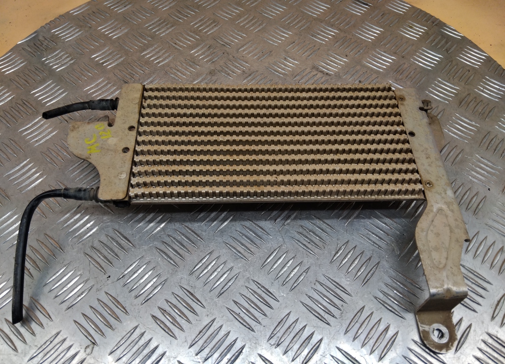 Радиатор топливный