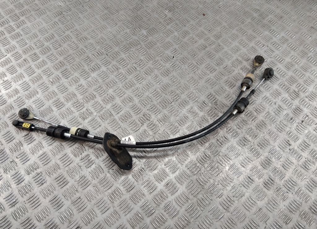 Трос КПП (выбора/переключения передач)