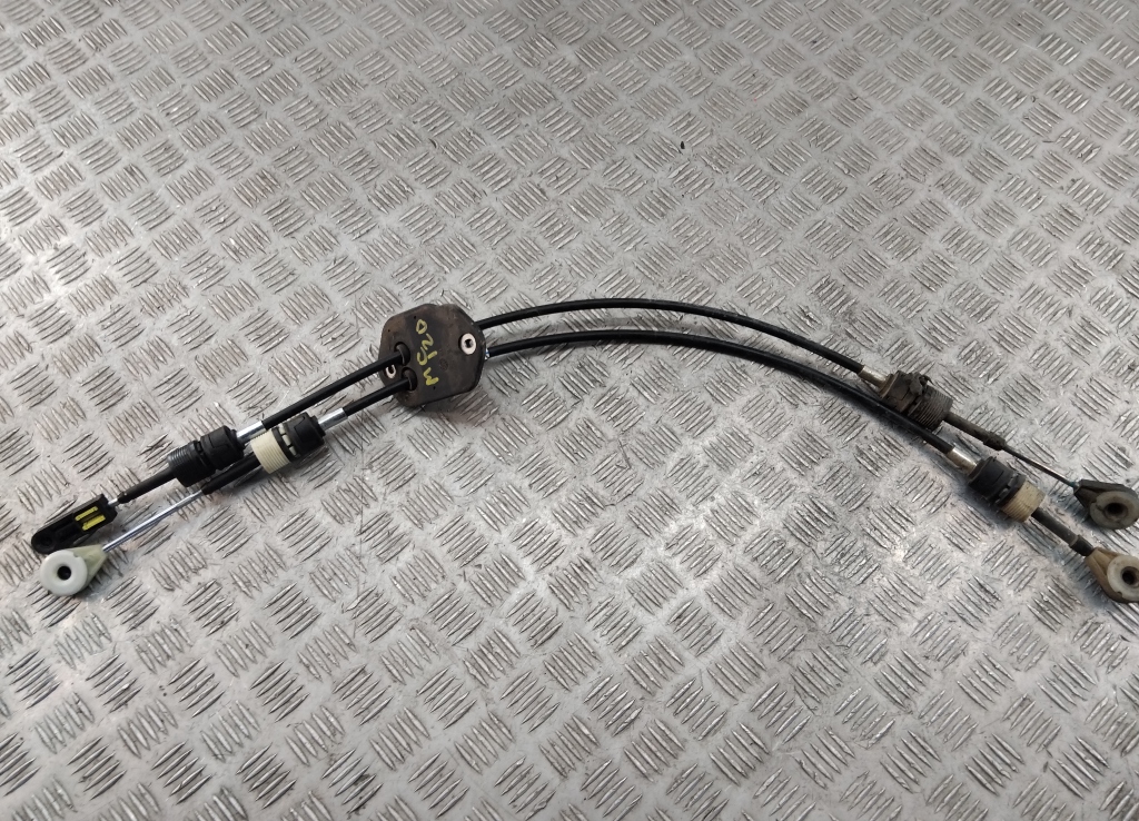 Трос КПП (выбора/переключения передач)