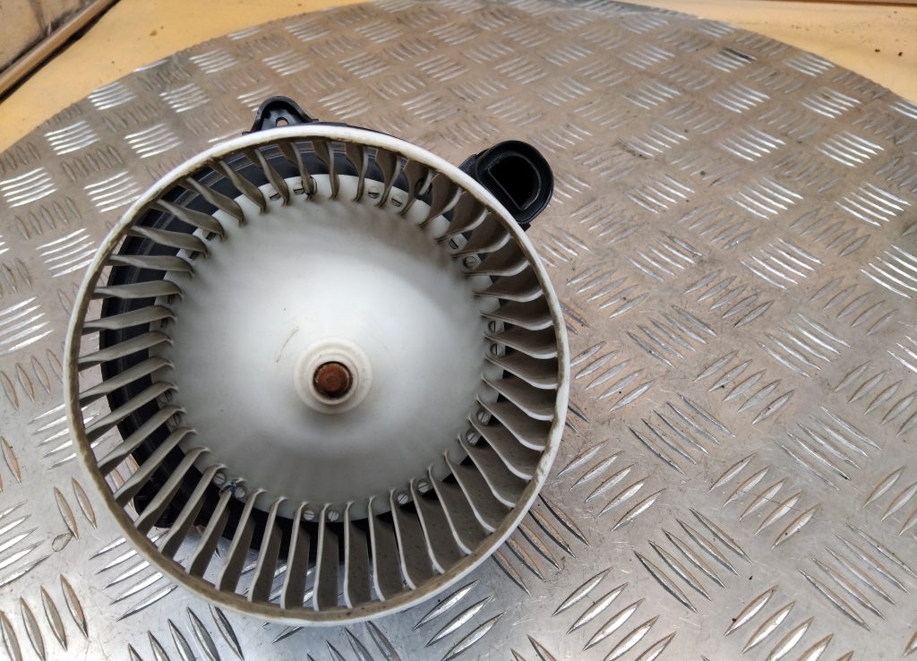 Моторчик печки