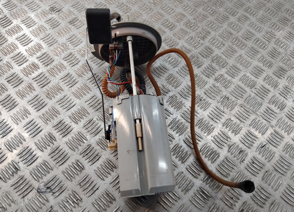 Насос топливный электрический