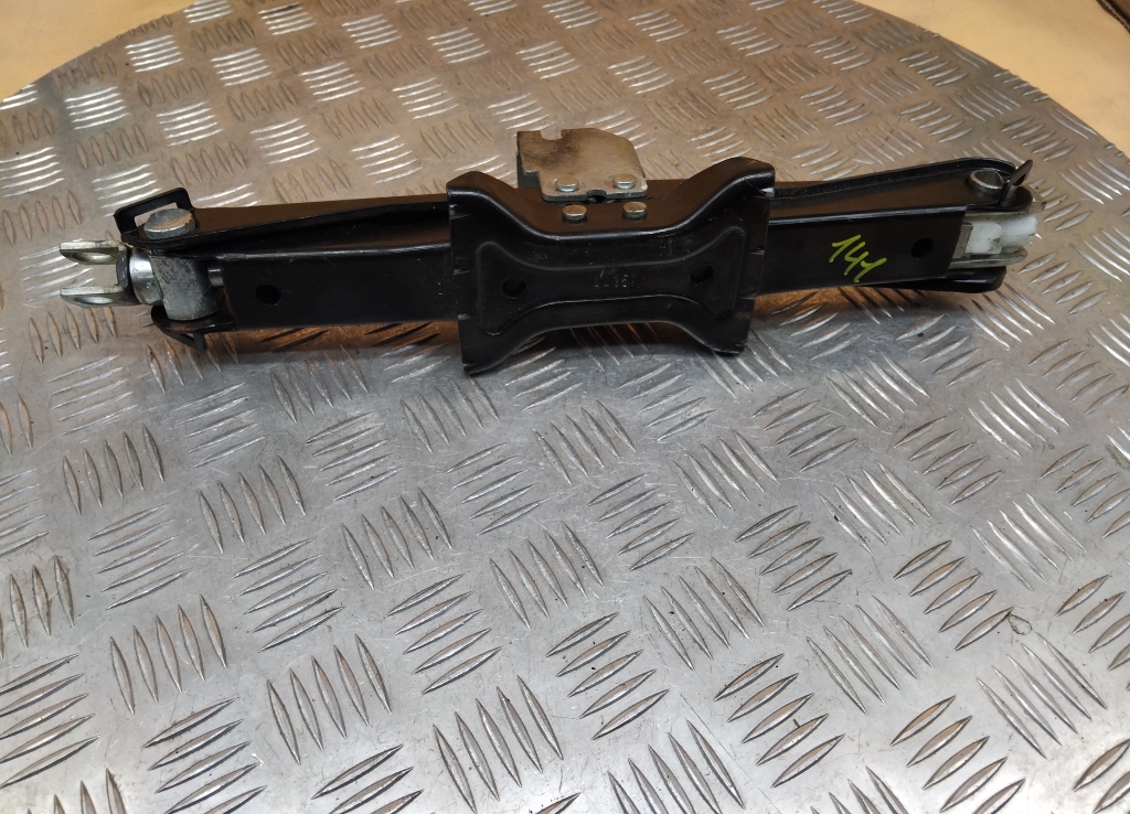 AP-0015824705 AP-0015824705