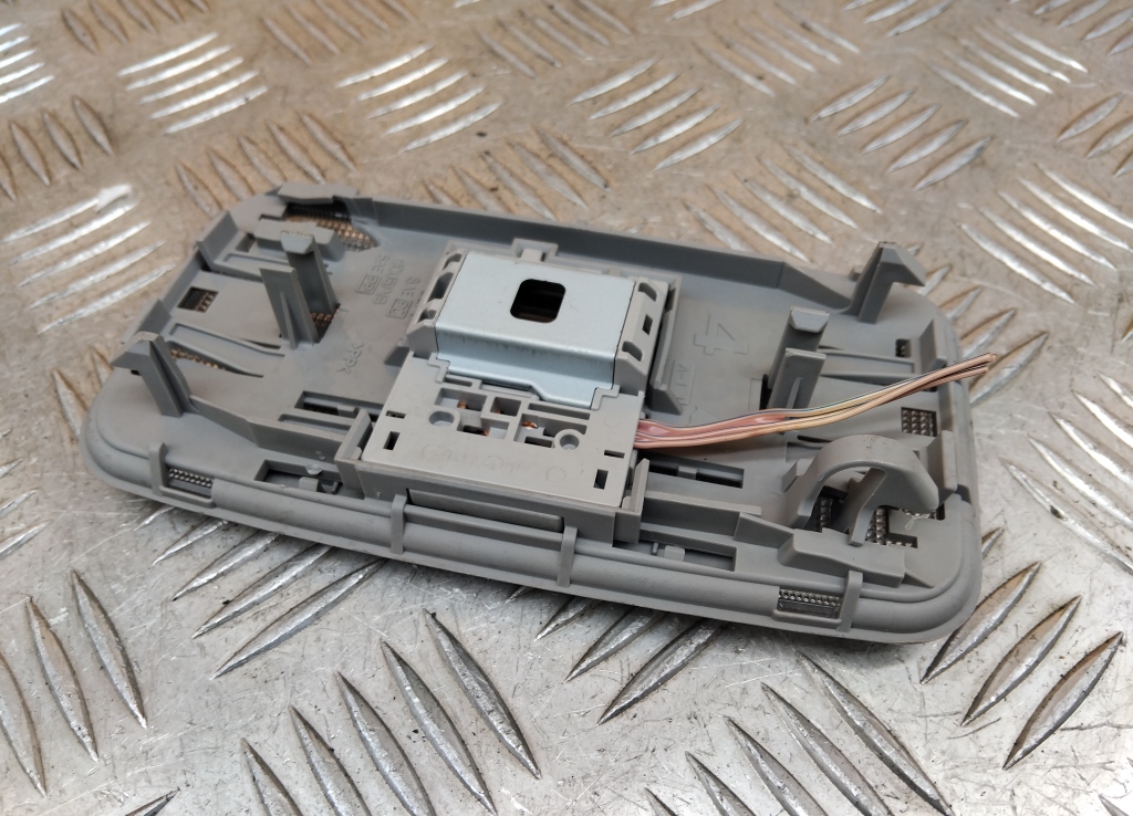 Плафон салонный