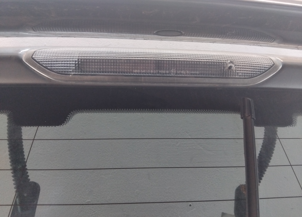 Фонарь задний (стоп сигнал)