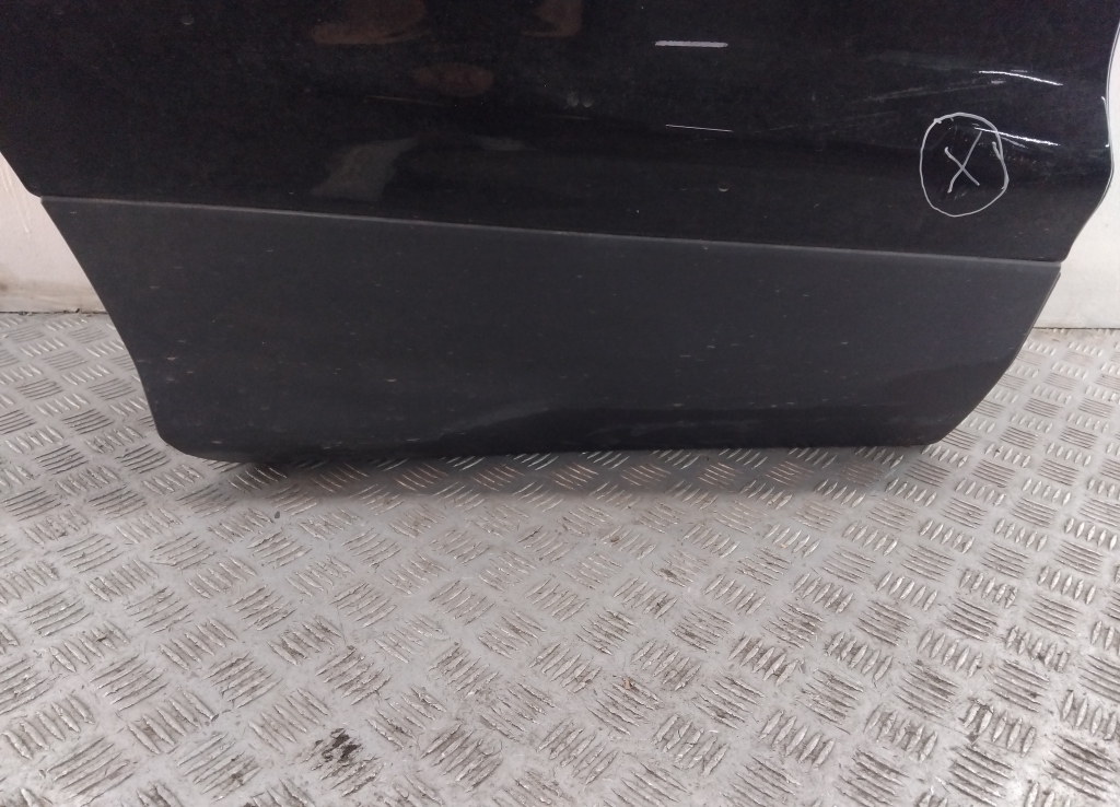 Накладка двери задней правой