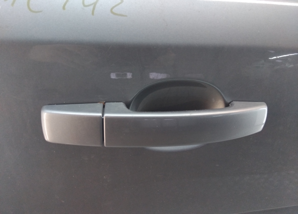 Ручка двери задней наружная правая