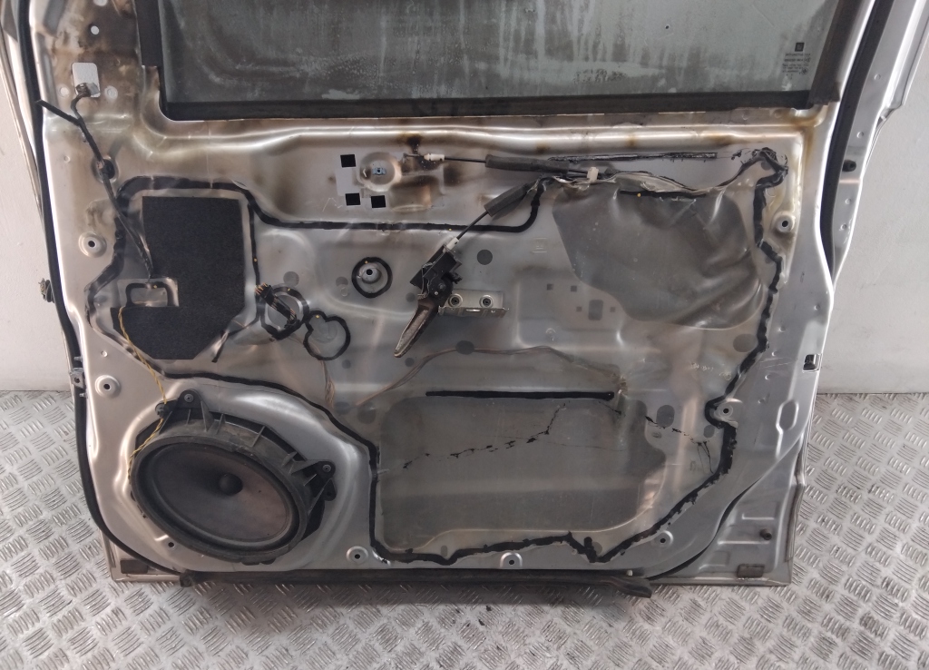 Стеклоподъемник электр. передний правый