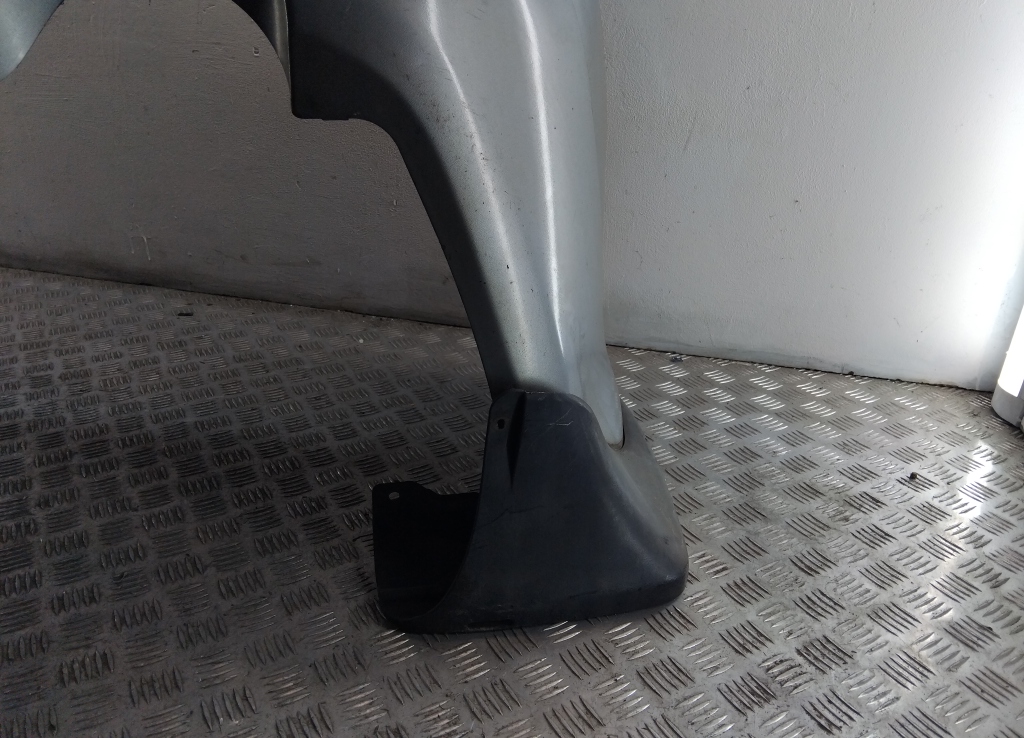 Брызговик задний правый