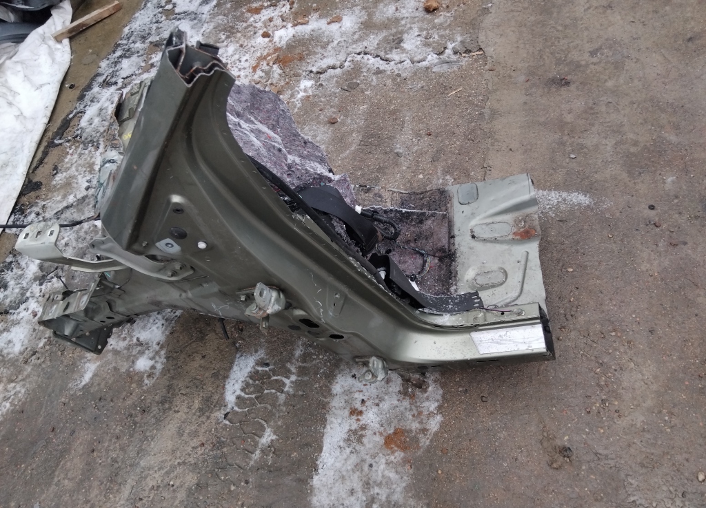 Лонжерон передний левый