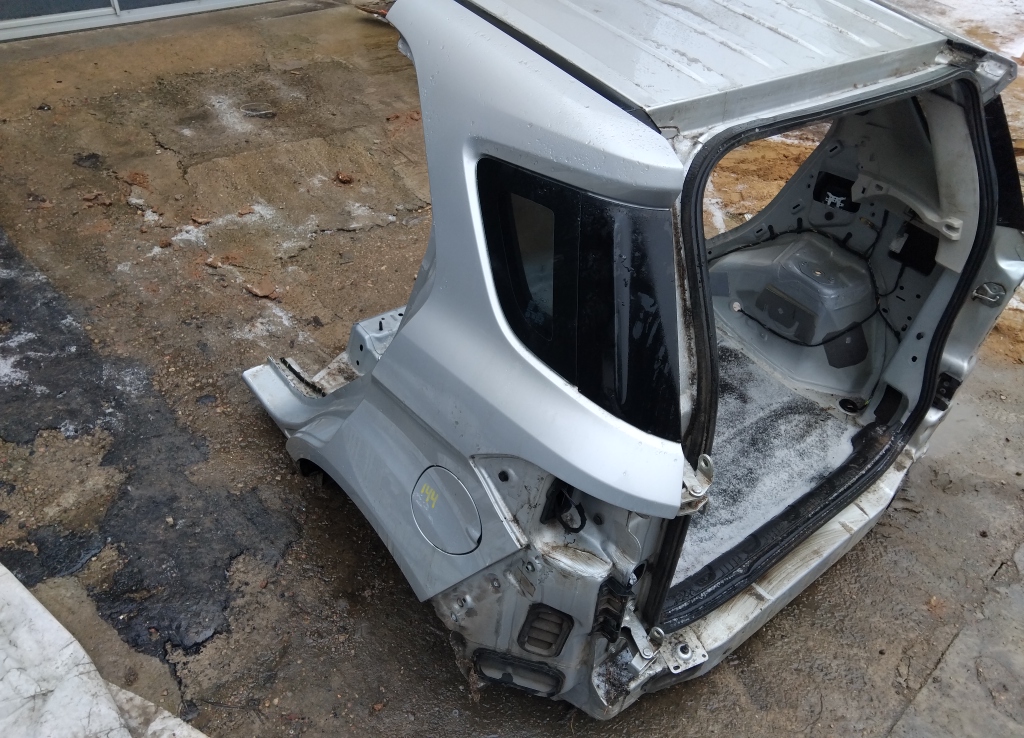 Кузовной элемент