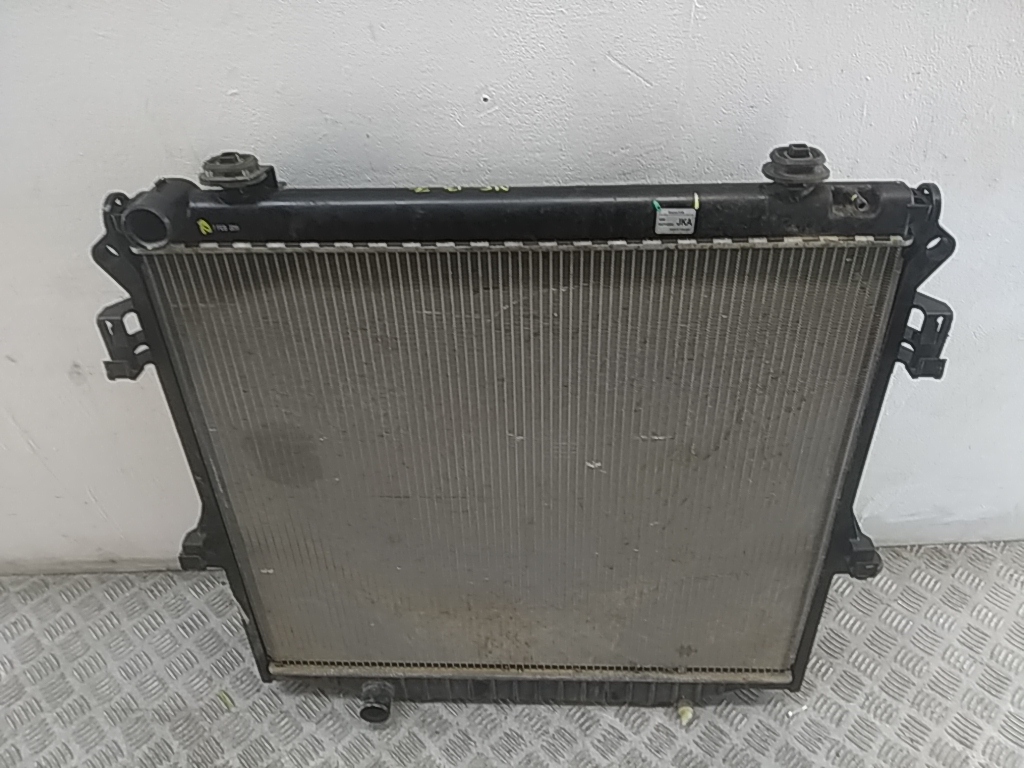 Радиатор охлаждения двигателя