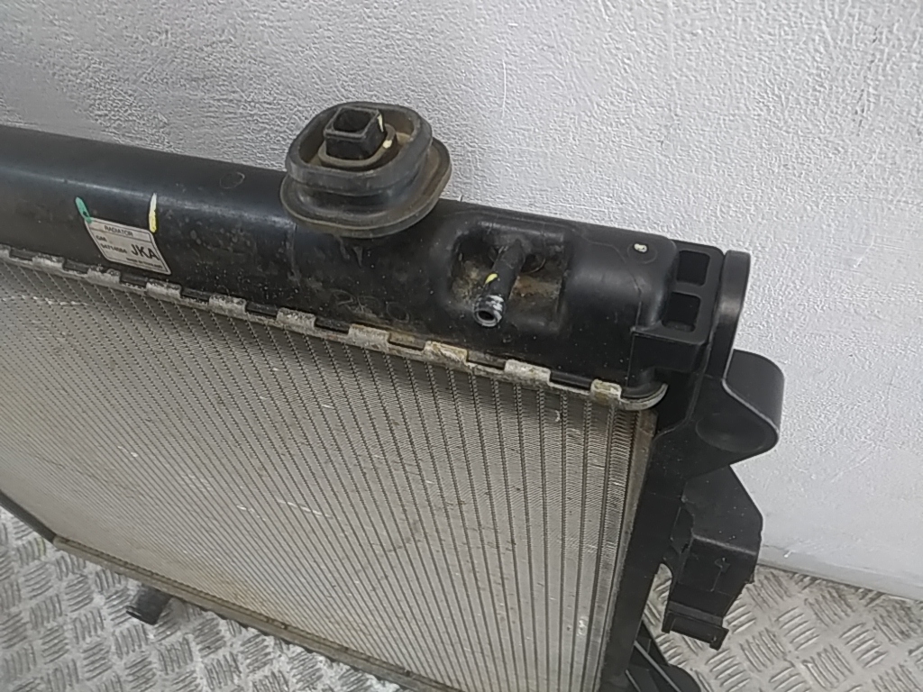 Радиатор охлаждения двигателя