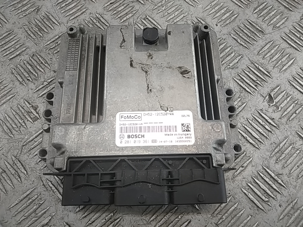 Блок управления двигателем