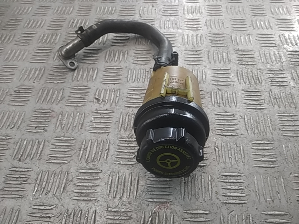 Бачок ГУР