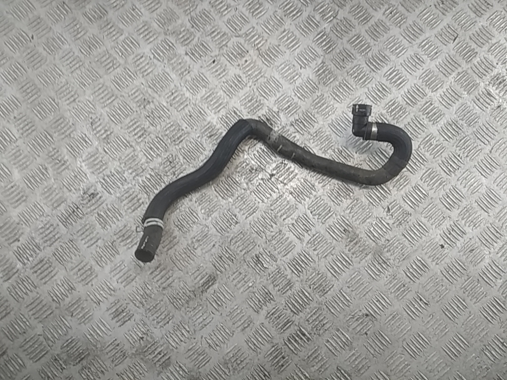 Шланг системы охлаждения