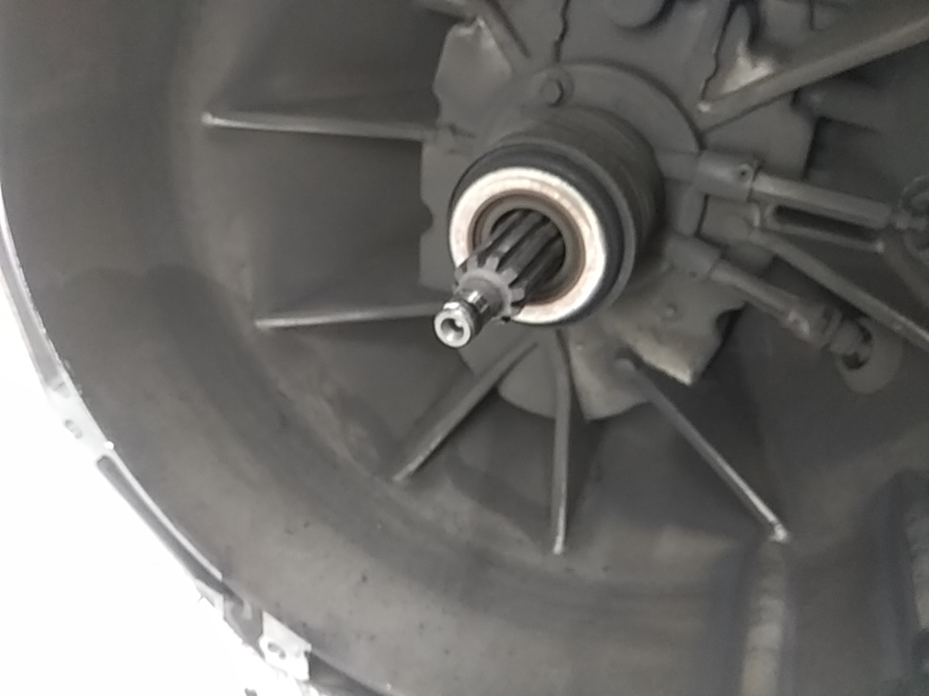 МКПП (механическая коробка переключения передач)