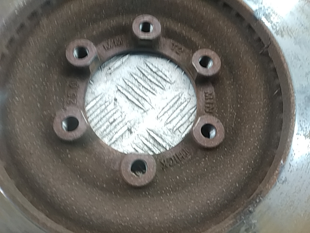 Диск тормозной передний вентилируемый