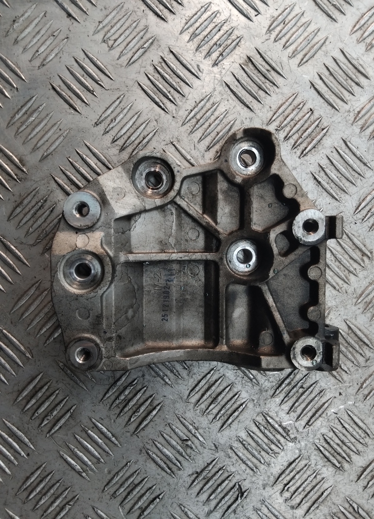 Кронштейн кондиционера