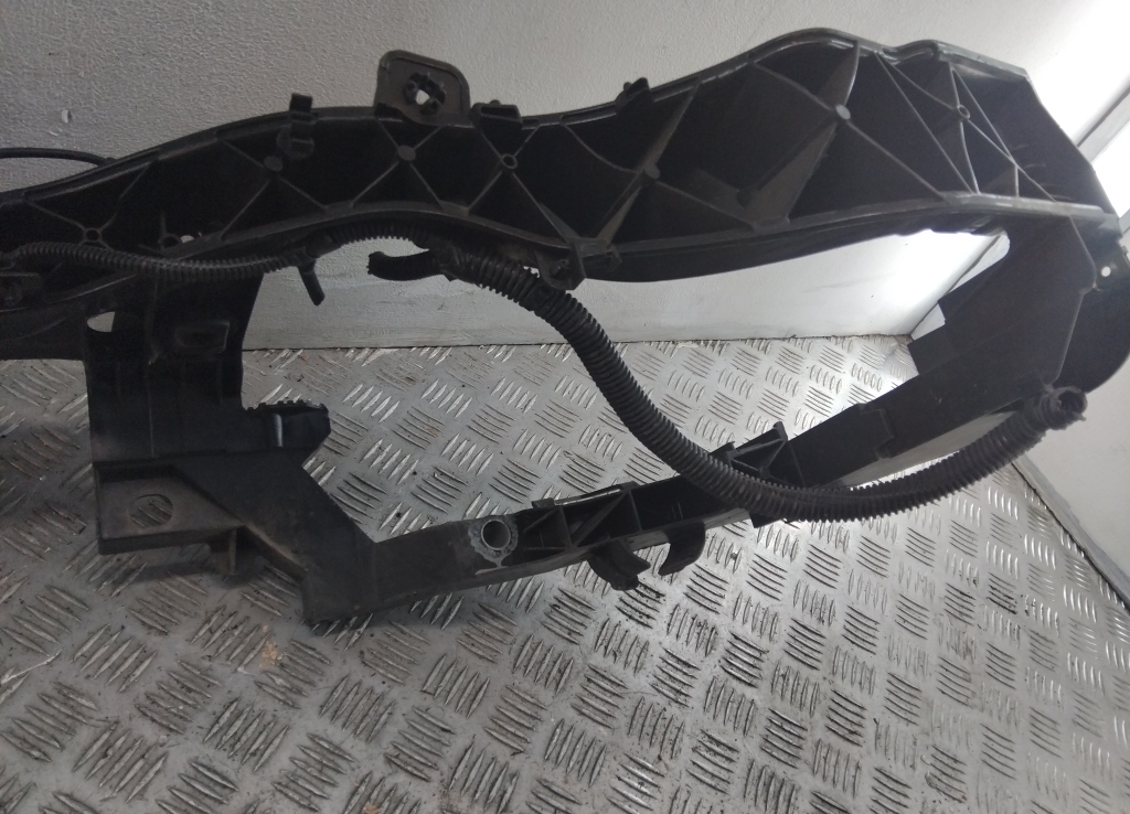 Панель передняя (телевизор)