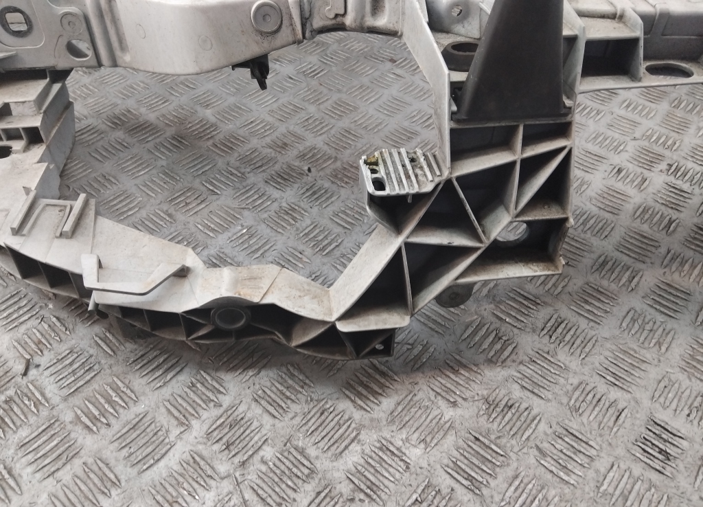 Панель передняя (телевизор)