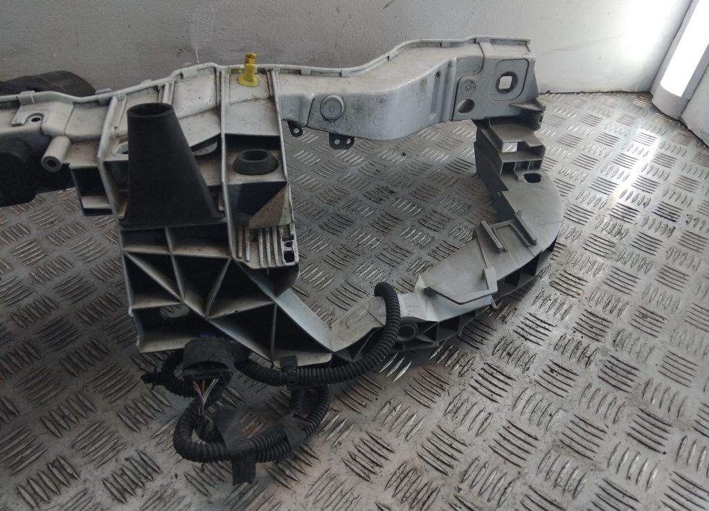 Панель передняя (телевизор)