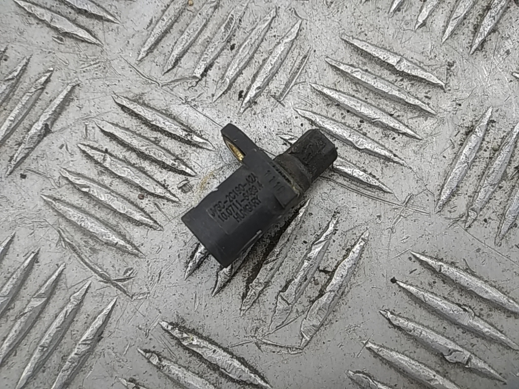 Датчик ABS задний