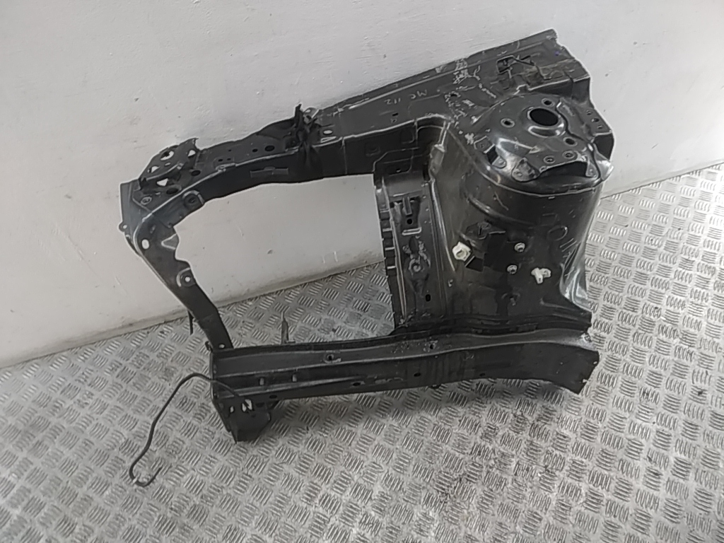 Лонжерон передний правый