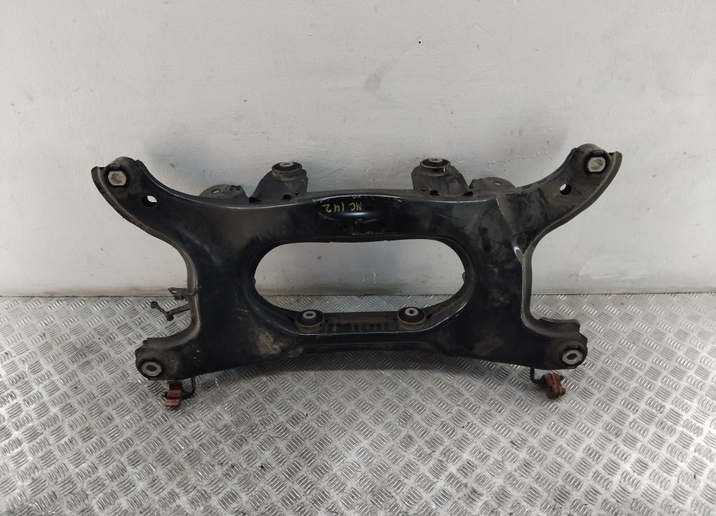 Балка задняя