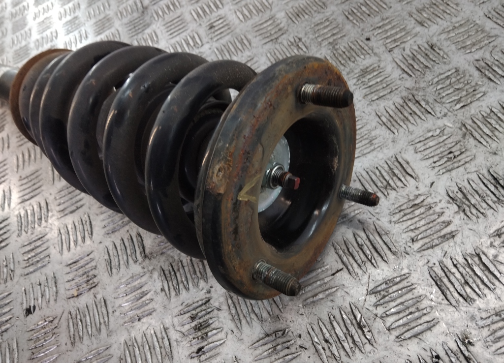 Амортизатор передний