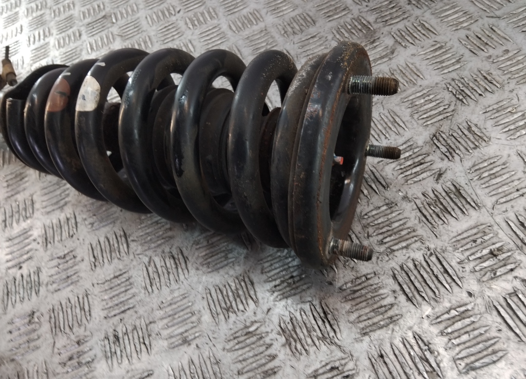 Амортизатор передний