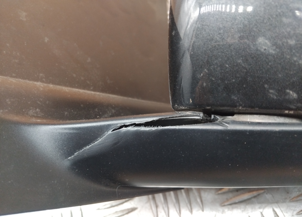 Зеркало левое электрическое