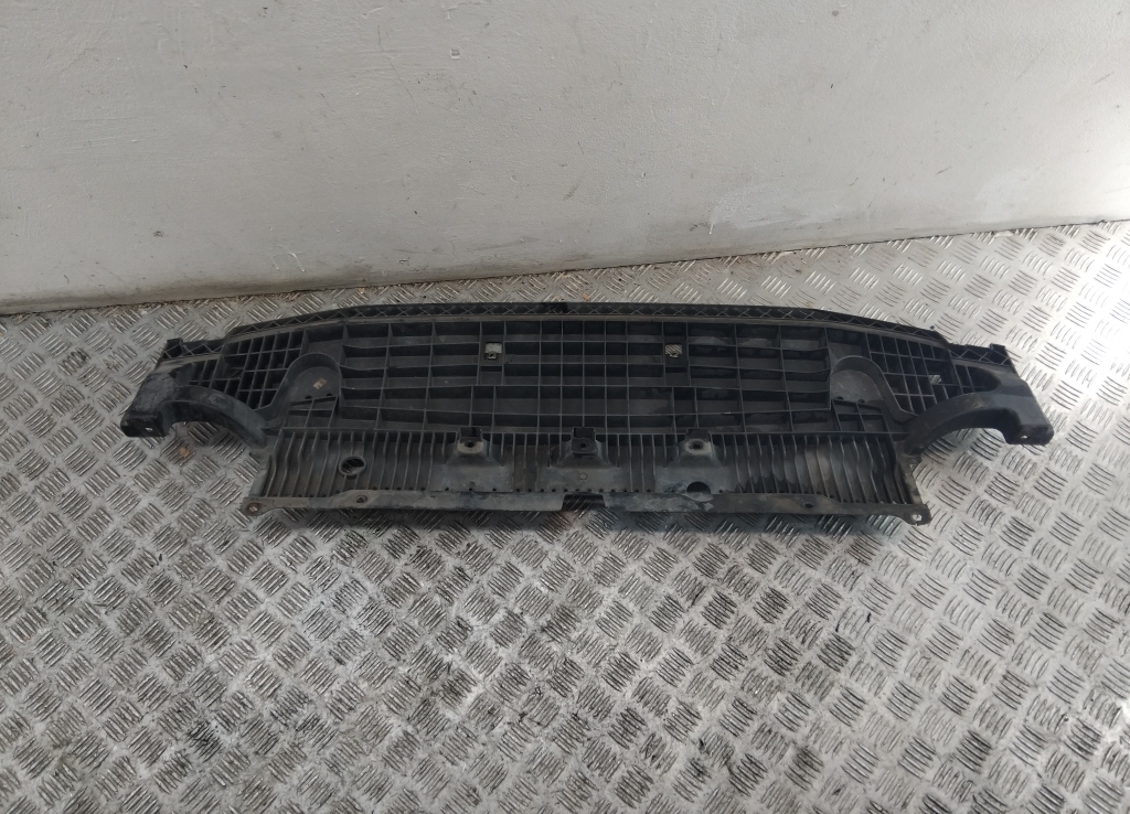 Защита антигравийная