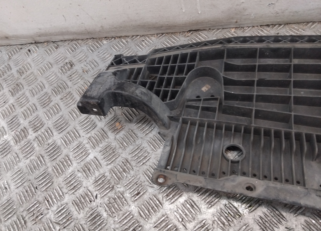 Защита антигравийная