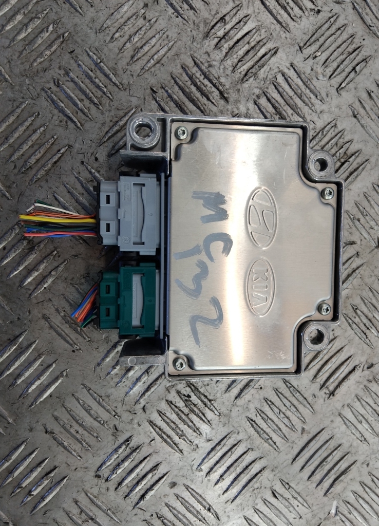 Блок управления подушек безопасности (AIR BAG)