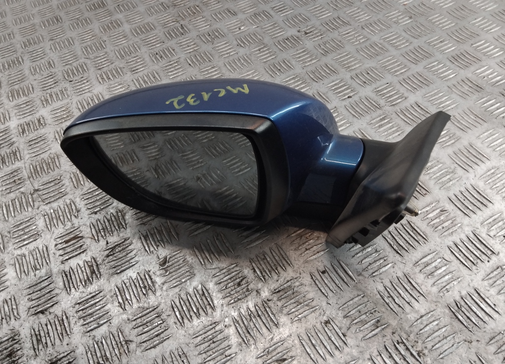 Зеркало левое электрическое